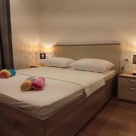 Apartamento Novi Skrape U Samom Centru S Parkingom Trogir