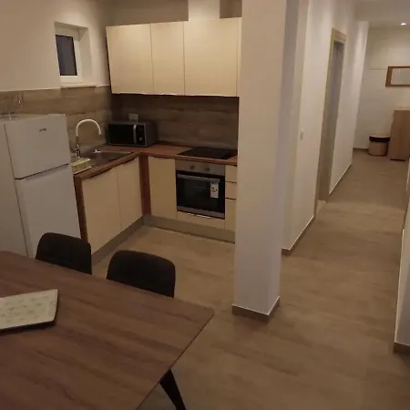Novi Skrape U Samom Centru S Parkingom Apartman Trogir